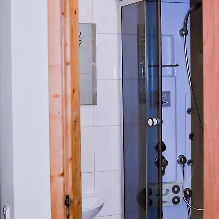 Mandrivnyi Rooms&apartments Gasthuis Yasinya