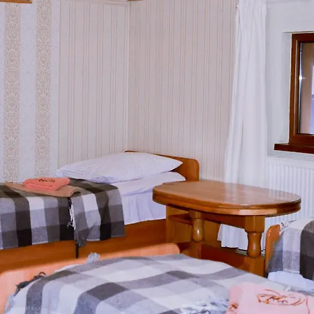 بيت ضيافة Mandrivnyi Rooms&apartments