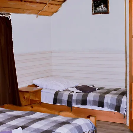 Mandrivnyi Rooms&apartments Gasthuis 3*