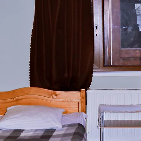 بيت ضيافة Mandrivnyi Rooms&apartments