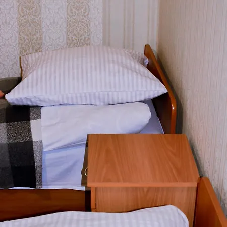 بيت ضيافة Mandrivnyi Rooms&apartments 3*