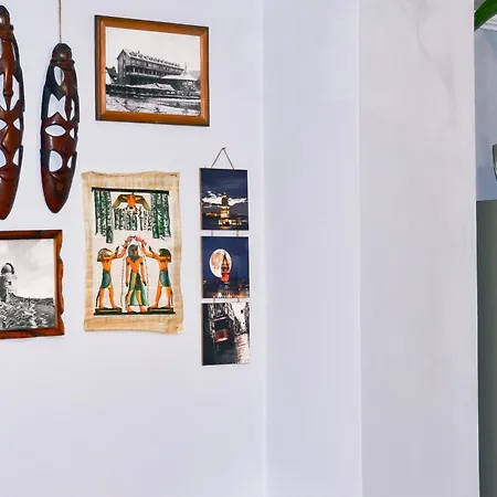 بيت ضيافة Mandrivnyi Rooms&apartments 3*
