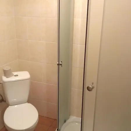 Mandrivnyi Rooms&apartments 3*