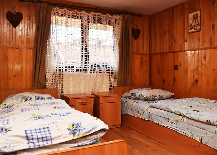 Pensjonat Mandrivnyi Rooms&apartments Jasina