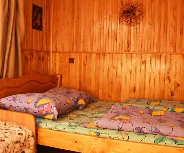 Mandrivnyi Rooms&apartments Pensjonat Jasina