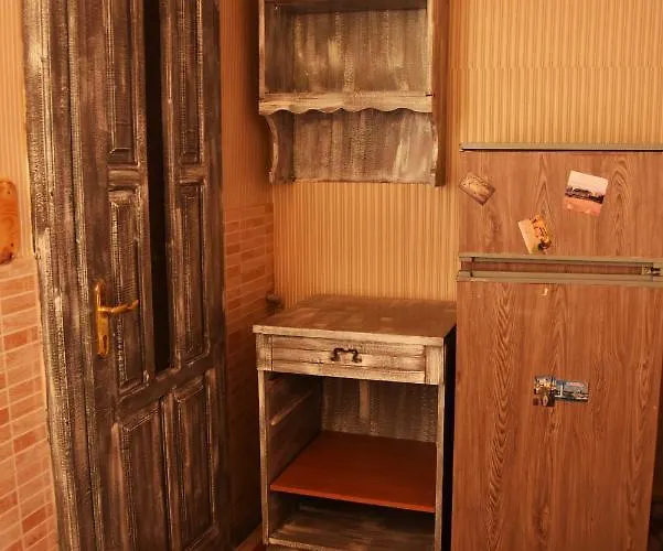 Mandrivnyi Rooms&apartments