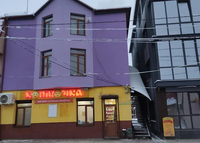 Pensjonat Mandrivnyi Rooms&apartments Jasina