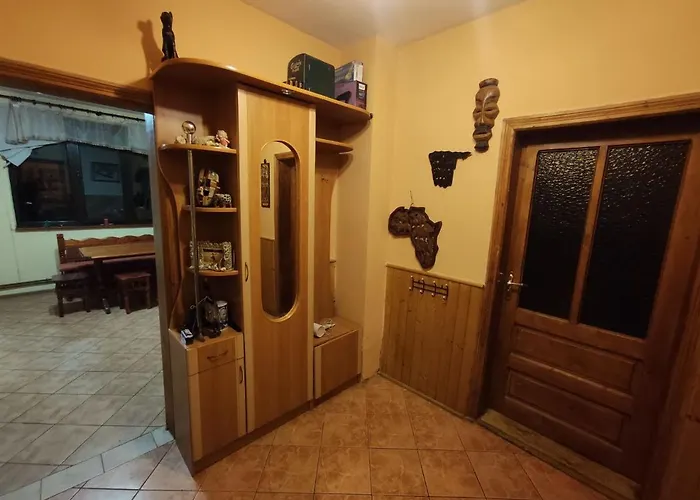 Pensjonat Mandrivnyi Rooms&apartments 3*