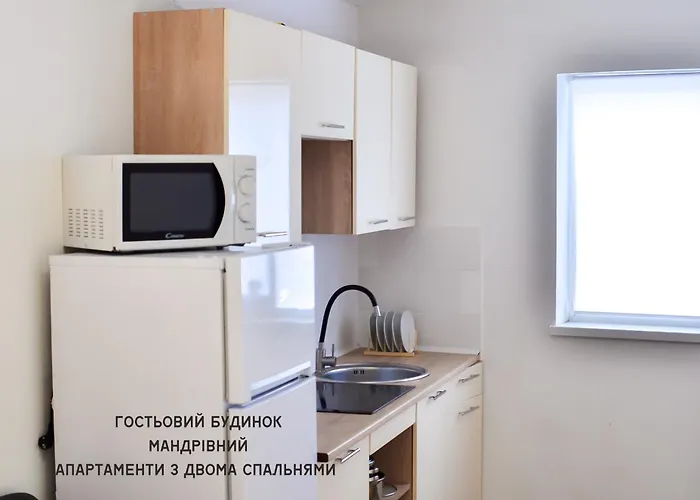Pensjonat Mandrivnyi Rooms&apartments