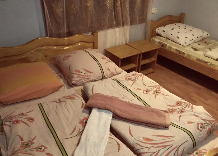Mandrivnyi Rooms&apartments Jasina
