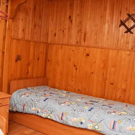 Guest house Mandrivnyi *